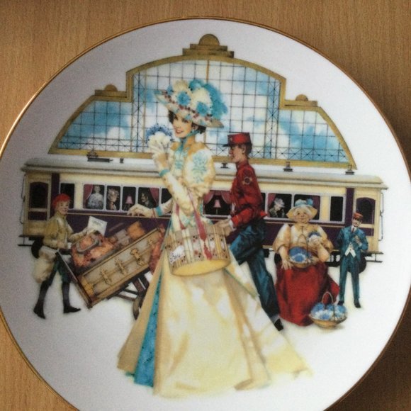 AVON president's club award collector plates "ADVENTURE" 2002-2003 8.5" - Picture 2 of 7